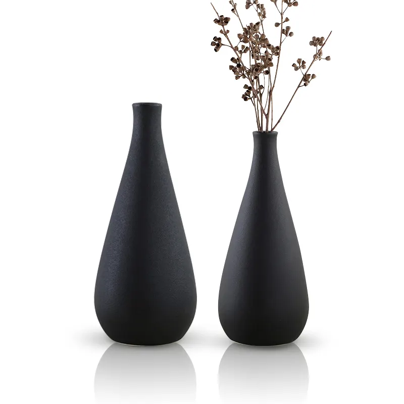 Vaso de cerâmica simples e moderno