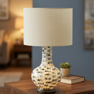 Aqdus Saleem, Linterna Cuadrada de Lujo Hecha a Mano con Madera de Teca e Incrustaciones de Madreperla, Decoración para el Hogar, Venta al por Mayor en Moradabad - Product Image 3