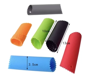 Tubo pelador <span class=keywords><strong>de</strong></span> ajo <span class=keywords><strong>de</strong></span> silicona <span class=keywords><strong>de</strong></span> grado alimenticio, rodillo manual fácil para quitar la piel del ajo, limpieza rápida, <span class=keywords><strong>manos</strong></span> sin olor, utensilios <span class=keywords><strong>de</strong></span> cocina - Product Image 2