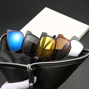 Lunettes de soleil polarisées magnétiques 5-en-1 pour hommes, style mixte, avec clip, montures TR90, vision nocturne, pour la conduite, avec étui - Product Image 2