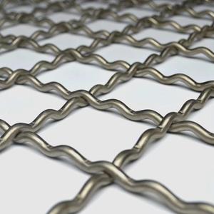 Maille de fil métallique tissée ondulée en acier inoxydable 304 316 <span class=keywords><strong>pour</strong></span> le criblage vibrant des mines et carrières, la filtration et la <span class=keywords><strong>séparation</strong></span> du sable, du <span class=keywords><strong>gravier</strong></span> et du minerai - Product Image 5