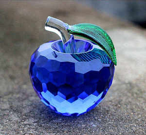 Honor of Crystal Wholesale Multiple Colors Apple Crafts Glass Apple Figure Hand Carved Crystal Crafts