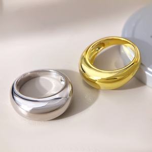 Anillos de Moda de Latón, Joyería Impermeable, Anillo de Corazón Grueso Vintage Chapado en Oro de 18K para Mujer - Product Image 4