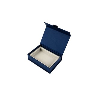 Caja de Regalo de Perfume de Lujo con Cierre Magnético, Logotipo Personalizado, Empaque Rígido de Cartón para Botellas de Fragancia - Product Image 1