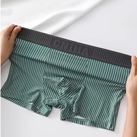Caleçons boxers rayés sans couture pour hommes, taille mi-haute, très élastiques, confortables et respirants, shorts pour jeunes, vente en gros