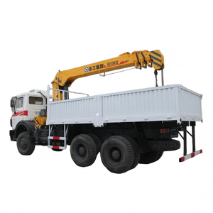 Vente de camions <span class=keywords><strong>tout</strong></span>-<span class=keywords><strong>terrain</strong></span> à traction intégrale équipés de grues télescopiques de 10 tonnes aux Émirats arabes unis. - Product Image 4