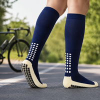 Fabricant sur mesure, faible MOQ, chaussettes de sport en coton jacquard, OEM ODM, haute qualité, antidérapantes, hauteur genou, pour enfants et jeunes athlètes
