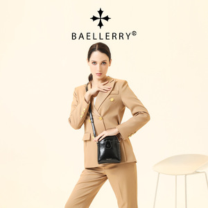 กระเป๋าสะพายข้างผู้หญิง Baellerry ทรงสี่เหลี่ยมแนวตั้ง หนังเคลือบน้ำมัน ช่องใส่ของด้านหน้าแบบฝาปิด กระเป๋าใส่โทรศัพท์แบบพกพา สีน้ำตาล - Product Image 3