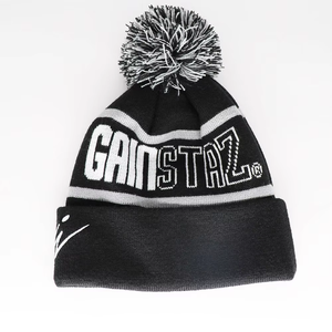 Gorro de Invierno Personalizado con Texto Jacquard y Pompones, con Logo del Equipo, para Fanáticos del Deporte y Uso Casual - Product Image 2