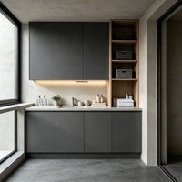 Meuble de salle de bain moderne sur mesure pour appartement, avec porte en rotin, étagère ouverte, éclairage LED sous l'armoire, comptoir en pierre, évier sans poignée, OEM ODM