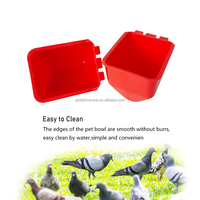Équipement avicole YYC : Abreuvoirs et mangeoires en plastique rouge pour pigeons, oiseaux et cailles