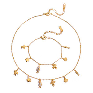 Pulsera Fina con Dijes de Acero Inoxidable Bañado en Oro de 18K, con Colgantes de Árbol de Coco, Caballito de Mar y Tortuga, Joyería para Uso Diario - Product Image 1