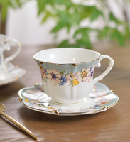 Service à thé en porcelaine fine de luxe, design européen exquis, imprimé floral, tasses à café vintage, soucoupes, compatible lave-vaisselle