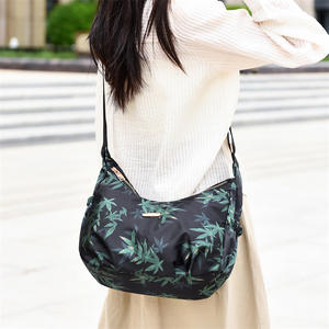 Nuevo Bolso Bandolera Estilo Chino, Forma de Dumpling, Tela Oxford Impermeable, Bolso de Hombro para Mujer, Uso Diario, Otoño 2025 - Product Image 3