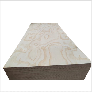 <span class=keywords><strong>Triplay</strong></span> de Pino CDX Industrial 4x8 18mm/15mm/12mm CDX Contrachapado Estructural para Techos, Revestimiento, Construcción, Precio al por Mayor - Product Image 1