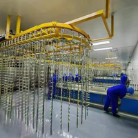 Nouvelle cabine de pulvérisation sous vide automatique pour revêtement Robot-chargé déchargé avec ligne de suspension pour les usines de fabrication