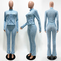 Ensemble 2 pièces jacquard à col montant pour femme, haut zippé à manches longues très extensible et pantalon évasé avec poignets à revers