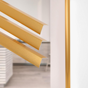 Bande de finition murale en <span class=keywords><strong>acier</strong></span> inoxydable de haute qualité, finition miroir argenté 8k, en forme de L, pour la décoration des coins, bande de finition murale européenne pour cuisine, escalier - Product Image 2