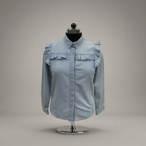 Camisa de Mezclilla Azul Claro para Mujer con Volantes, Cuello Camisero, Manga Larga, Informal, para Primavera y Verano, Uso Diario, Corte Regular - Product Image 3