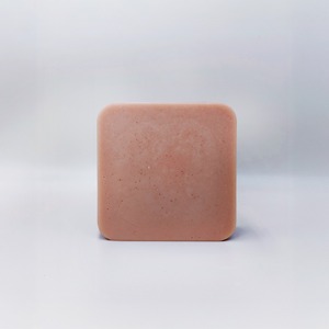 สบู่ล้างหน้าสูตรอ่อนโยนสำหรับผิวแพ้ง่าย ปราศจากสารก่อภูมิแพ้ ช่วยทำความสะอาดรูขุมขนลึก ลดสิว สำหรับผู้หญิง - Product Image 5