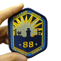 CADEAU HEUREUX vente en gros personnalisé broderie UFO fleur patchs fer sur presse à chaud patchs coudre sur lettres Badges pour chapeau et vêtements