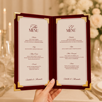 Protège-menu en velours personnalisé avec logo gaufré, support de menu en tissu rouge à 4 coins pour mariage, fête, bar, restaurant