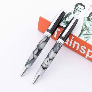 โรงงานผลิตปากกาพกพาสำหรับใช้ในชีวิตประจำวัน ปากกาโปรโมชั่นพร้อมโลโก้สั่งทำ ปากกาลูกลื่นแบบพิเศษ ปากกาเขียนลายเฉพาะ - Product Image 2