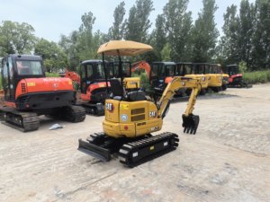 Mini-excavatrice CAT 301.7, petite pelleuse d'origine, machine de 1 à 2 tonnes, Caterpillar 301.7, excellentes performances en stock, certifiée CE - Product Image 2
