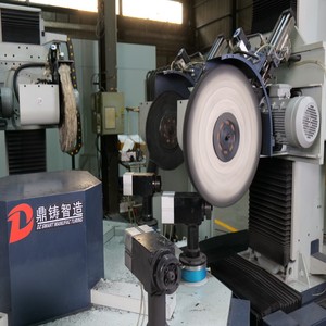 Máquina de Pulido Rotatorio para Procesamiento de Metales, Equipo de Acabado de Superficies, Material de Ferretería, Equipo de Pulido y Desbaste de Llantas - Product Image 5