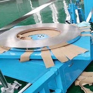 Ligne de production de tuyaux métalliques flexibles ondulés avec soudage laser pour véhicules à énergie nouvelle - Product Image 4