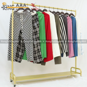 กางเกงขายาวทรงหลวมผ้าเนื้อนุ่มใส่สบายสำหรับผู้หญิง ยี่ห้อ KingAAA ขายส่ง ราคาดีที่สุด เหมาะสำหรับใส่พักผ่อนที่บ้าน ช้อปปิ้ง หรือใส่ในชีวิตประจำวัน - Product Image 3