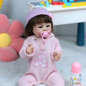 Lifereborn Poupée Reborn réaliste de haute qualité 22 pouces grande poupée pour tout-petits avec cheveux courts pour filles cadeaux - Product Image 3