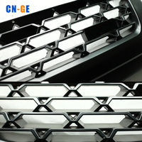 Accessoires extérieurs en plastique ABS Noir mat Grille avant pour Toyota Fortuner 2016-2020 Style TRD