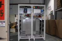 Régulateur de tension automatique triphasé à induction immergée dans l'huile 2000KVA