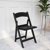 Chaises pliantes en bois brun avec coussin rembourré blanc, sièges pour invités adultes pour événements de mariage