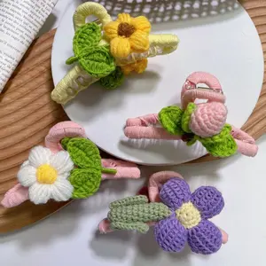 Sommer Mädchen Haarschmuck Hand gestrickte Haar klaue Wolle gewebt Bunte Häkel blume Winter Tulpe Klauen clip