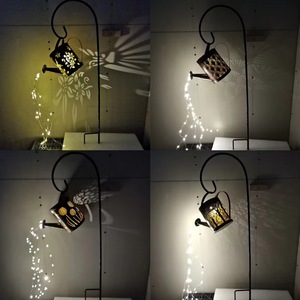 Arrosoir solaire lumineux à LED pour extérieur, montage mural, décoration de jardin, alimenté par énergie solaire, étanche, garantie de 2 ans - Product Image 1