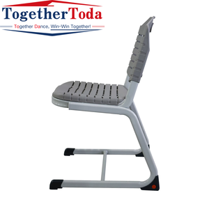 Ensemble <span class=keywords><strong>de</strong></span> bureaux et chaises modernes en métal, plastique et MDF pour l'école, idéal pour la <span class=keywords><strong>lecture</strong></span> et l'étude - Commande en gros - Product Image 4