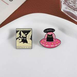 Ghim cài áo bằng hợp kim kẽm tráng men hình người ngoài hành tinh hài hước hoạt hình Tây Ban Nha, bắt cóc người, không mua, quà tặng trang sức dành cho trẻ em, bạn bè - Product Image 3