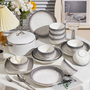Service <span class=keywords><strong>de</strong></span> table en céramique grise 60 pièces, ensembles <span class=keywords><strong>de</strong></span> bols et d'assiettes en porcelaine, cadeau <span class=keywords><strong>de</strong></span> mariage, pour 12 personnes, <span class=keywords><strong>vaisselle</strong></span> en céramique - Product Image 4