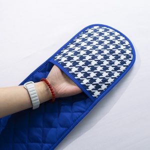 Matelassé Double Four Mitaines Grill Gants En Plein Air BBQ D'affaires Professionnel Griller Résistant À La Chaleur En Vrac Impression Logo Prix De Gros - Product Image 3