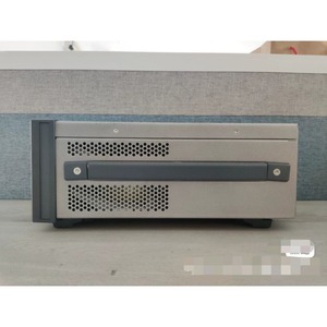 ใช้แหล่งจ่ายไฟ agilent/Keysight E36312A แบบสามช่องจ่ายไฟ, 6 โวลต์, 5 แอมป์ *X - Product Image 3