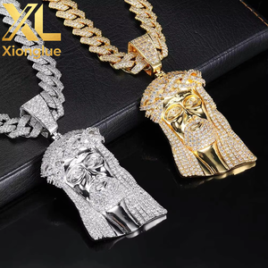 Collier pendentif Hip Hop de luxe, grand modèle Jésus, entièrement serti de zircons cubiques étincelants - Product Image 3