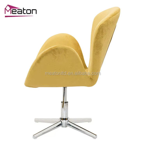 Cómodo Sillón tapizado con respaldo curvo, sillón giratorio de terciopelo con flores rojas - Product Image 5