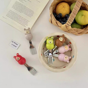 Juego de cuchara y tenedor con forma de oso para niños, vajilla de acero inoxidable de calidad alimentaria con diseño de dibujos animados - Product Image 3
