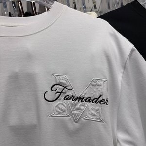 Camiseta de hombre estilo americano, negra, con relieve, de verano, con bordado jacquard y abalorios, vintage, casual, de peso pesado y corte holgado. - Product Image 2