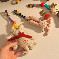 Llavero de lujo con mosquetón y bordado de dibujos animados, impresión digital en hierro, para mujer y hombre, moderno, vintage, de tela, para coche, duradero, marca ZH