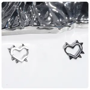 The New Product Recommends Stainless Steel Love Stud Earrings Hot Girl Style Taper Peach Heart Ear Ring Ear Buckles