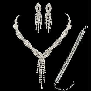 DAIHE <span class=keywords><strong>SET</strong></span>-3490タッセルツイスト高級サウジ絶妙な3層ラインストーンファッションセット - Product Image 1