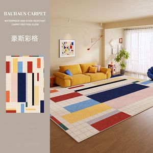 Tapis Bauhaus géométrique abstrait rectangulaire en velours cristal imperméable pour salon - Product Image 2